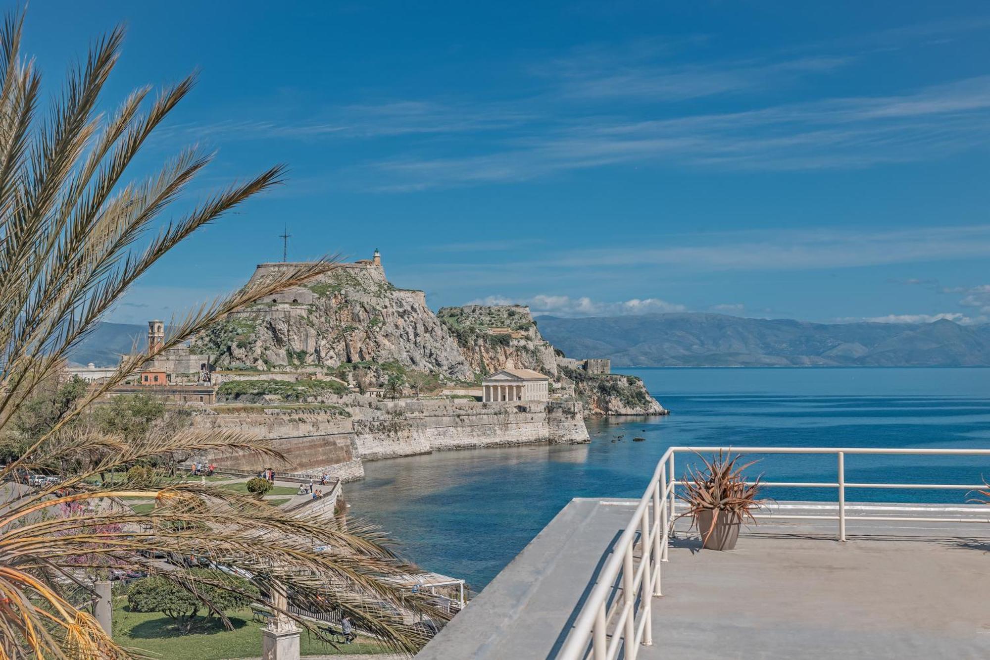 Old Fortress View Roof Top Apartment By Konnect Corfu  Экстерьер фото